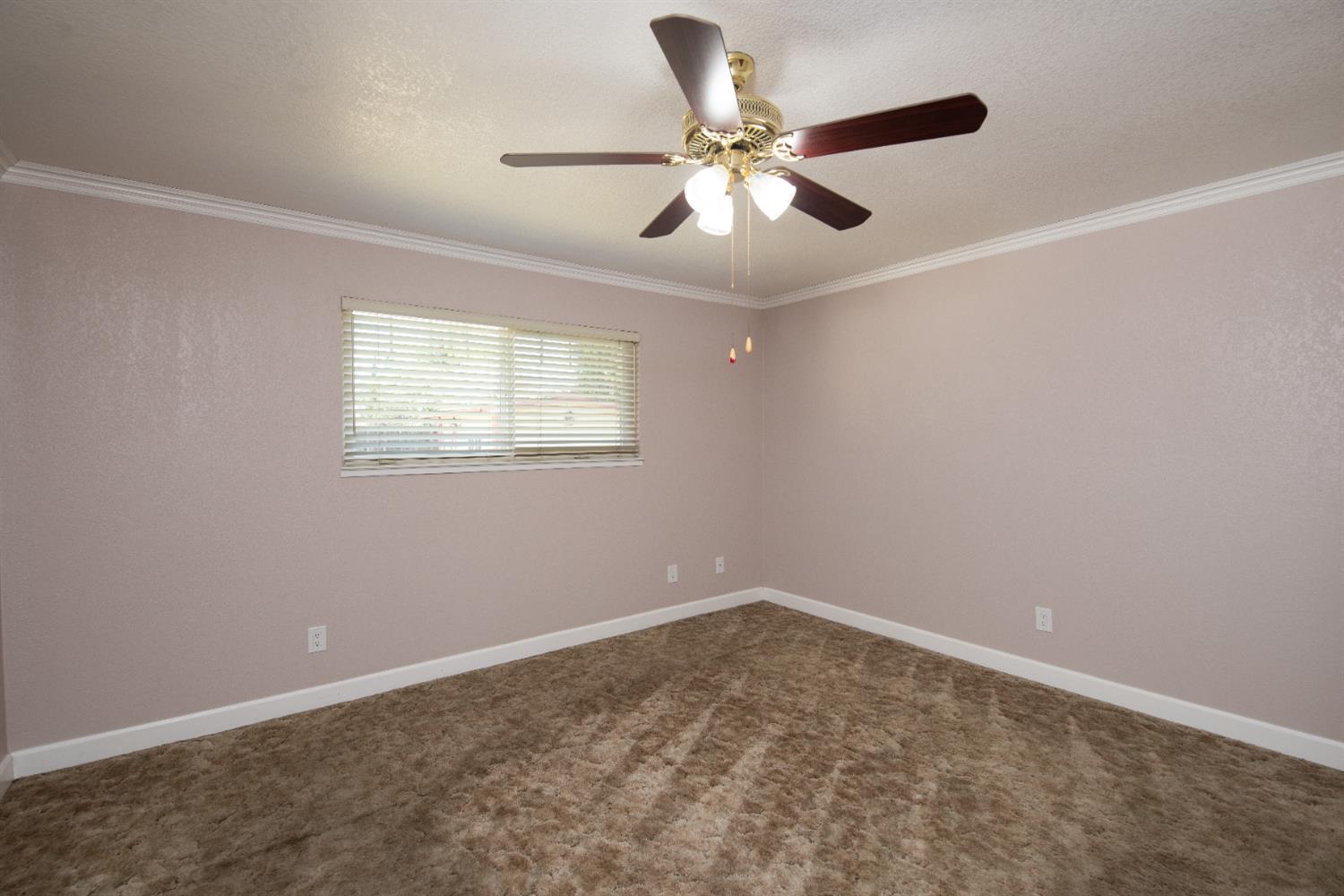 Detail Gallery Image 11 of 21 For 2908 Rose Ave, Ceres,  CA 95307 - 3 Beds | 2 Baths