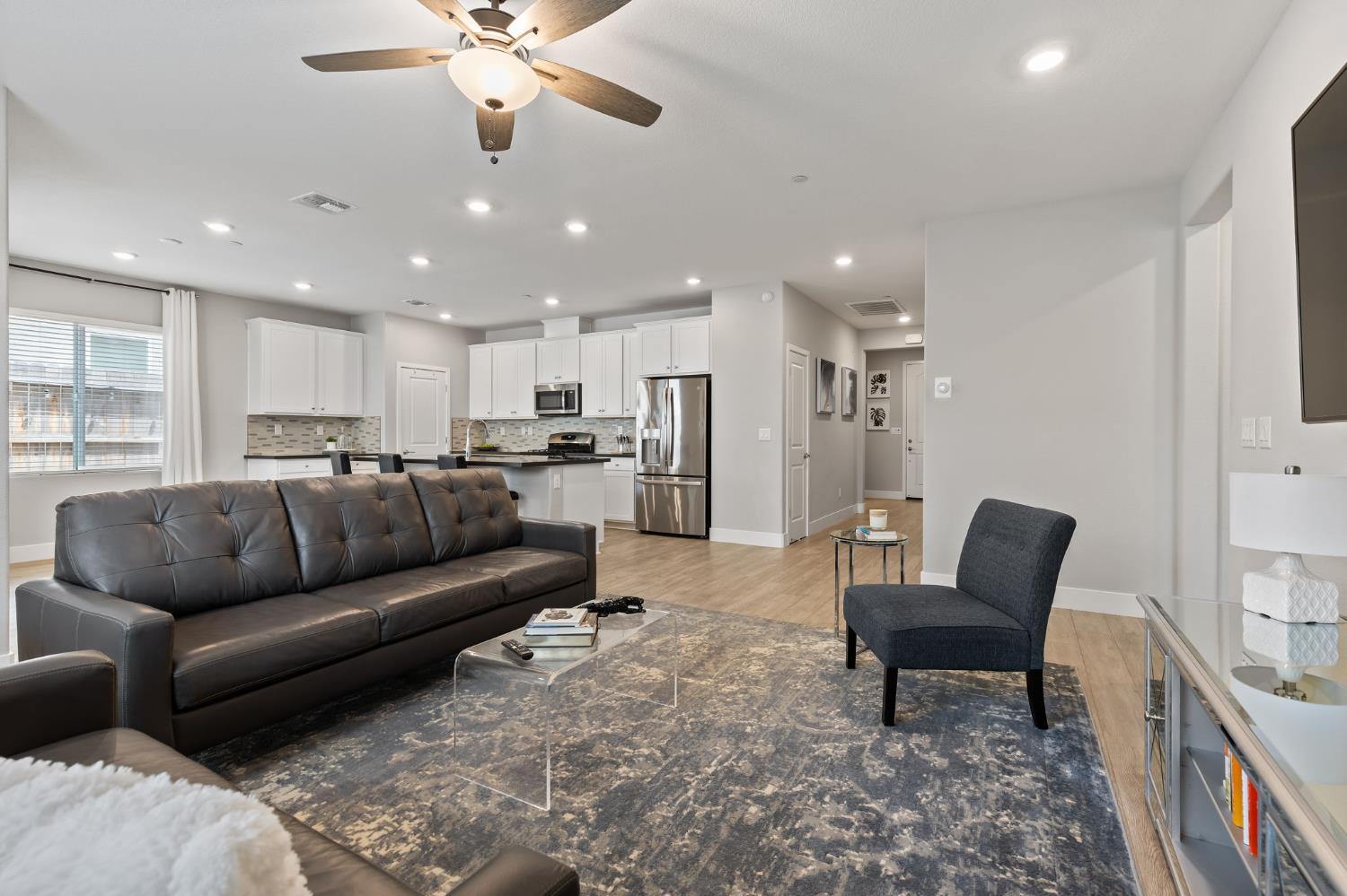 Detail Gallery Image 19 of 47 For 672 Chiselville Ln, Lincoln,  CA 95648 - 3 Beds | 2 Baths