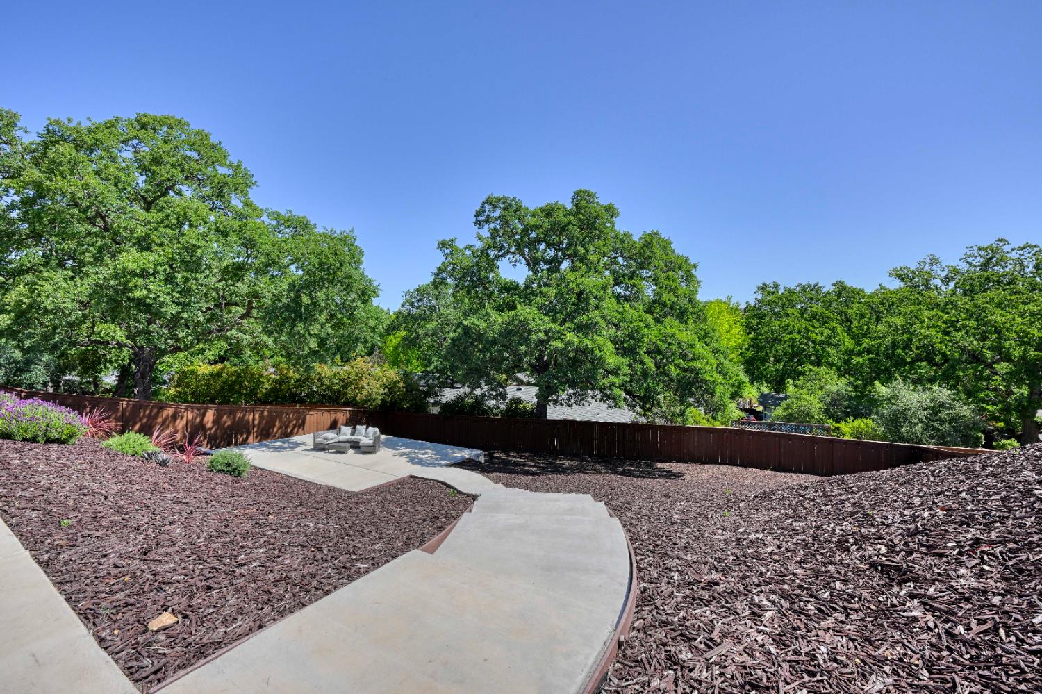 Detail Gallery Image 37 of 43 For 927 Greeley Ct, Cameron Park,  CA 95682 - 4 Beds | 3/1 Baths