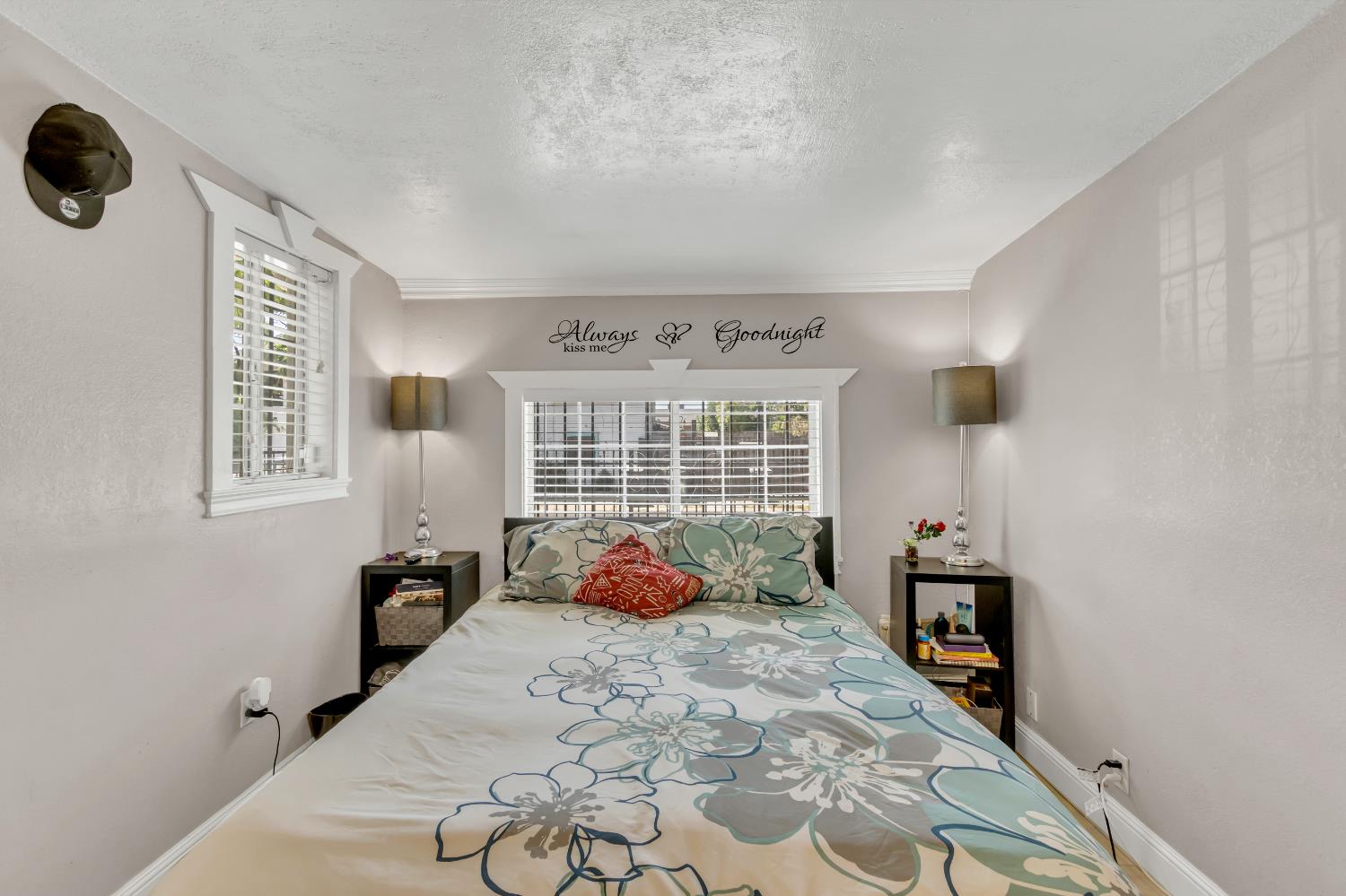 Detail Gallery Image 27 of 46 For 4345 48th St, Sacramento,  CA 95820 - 3 Beds | 2 Baths
