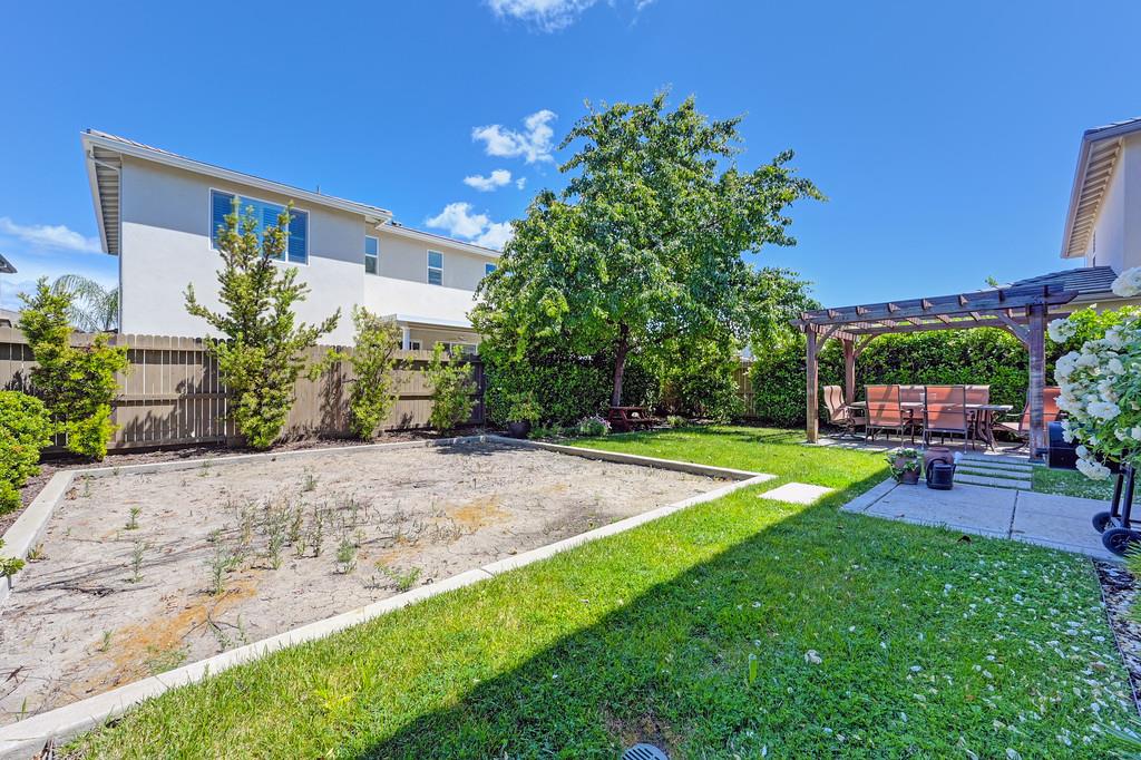 Detail Gallery Image 42 of 52 For 4432 Juneberry Dr, Sacramento,  CA 95834 - 3 Beds | 2/1 Baths