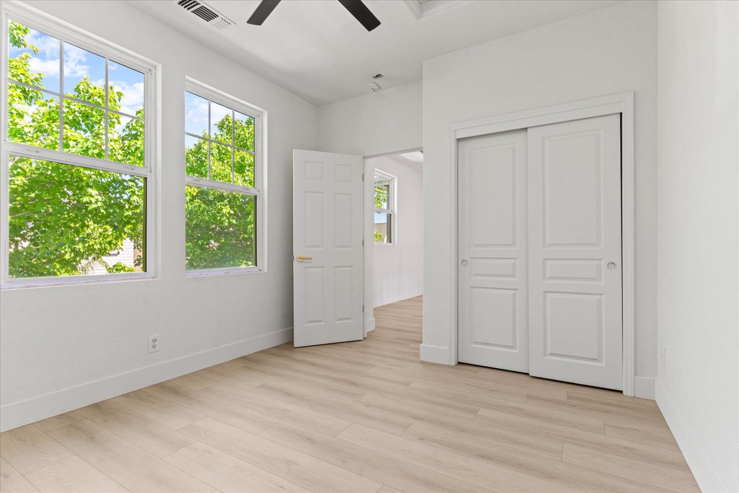 Detail Gallery Image 29 of 63 For 156 Bristol Way, Yuba City,  CA 95993 - 5 Beds | 2/1 Baths