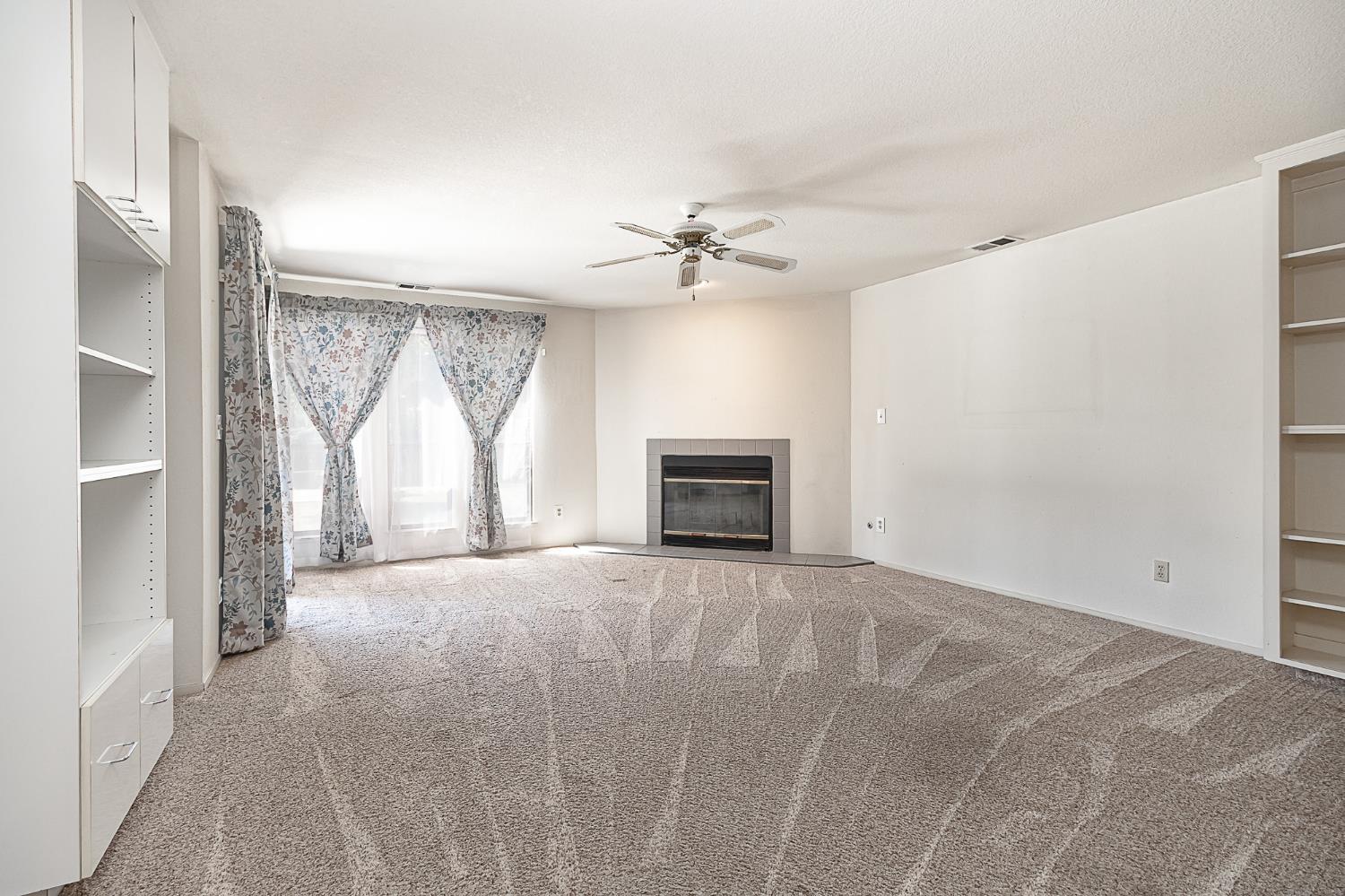 Detail Gallery Image 13 of 35 For 2508 Hilversum Ln, Modesto,  CA 95356 - 5 Beds | 3/1 Baths