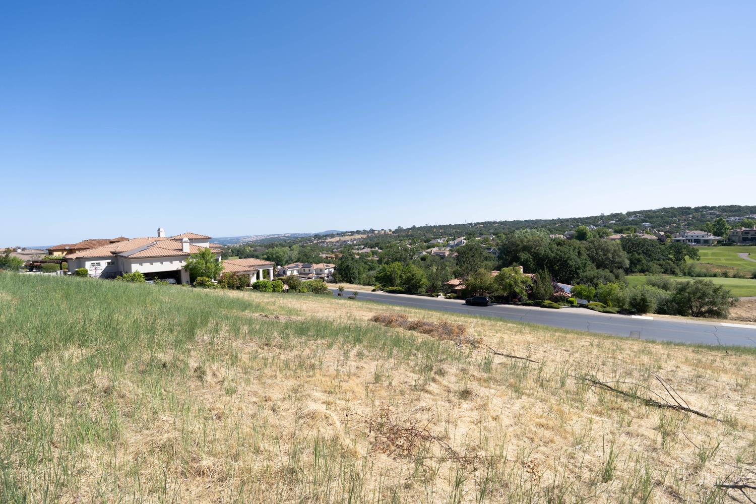 Detail Gallery Image 14 of 19 For 4332 Greenview Dr, El Dorado Hills,  CA 95762 - – Beds | – Baths