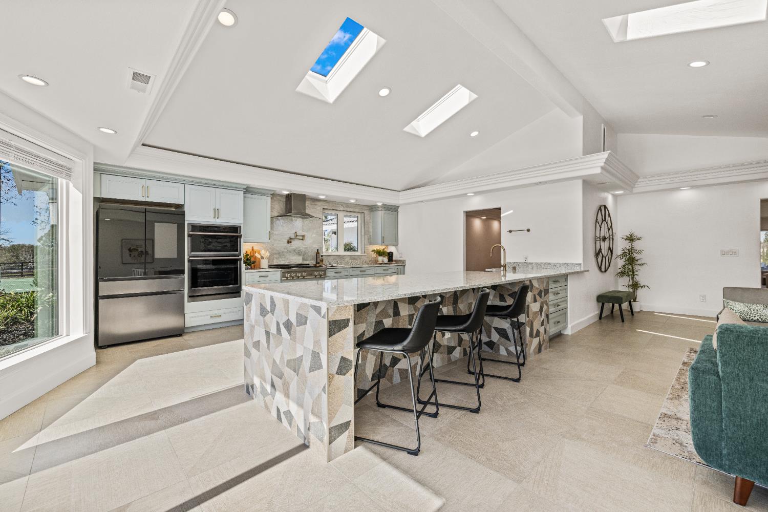 Detail Gallery Image 29 of 94 For 6615 Arabian Cir, Granite Bay,  CA 95746 - 5 Beds | 3 Baths