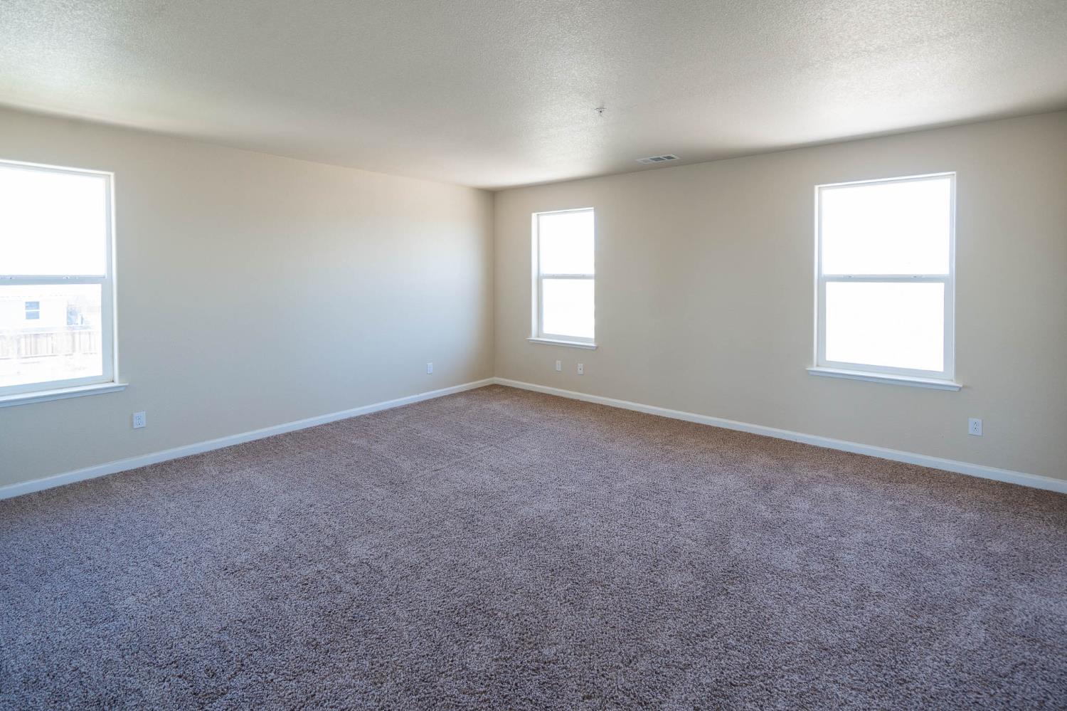 Detail Gallery Image 15 of 29 For 732 Spreckels, King City,  CA 95355 - 4 Beds | 3 Baths
