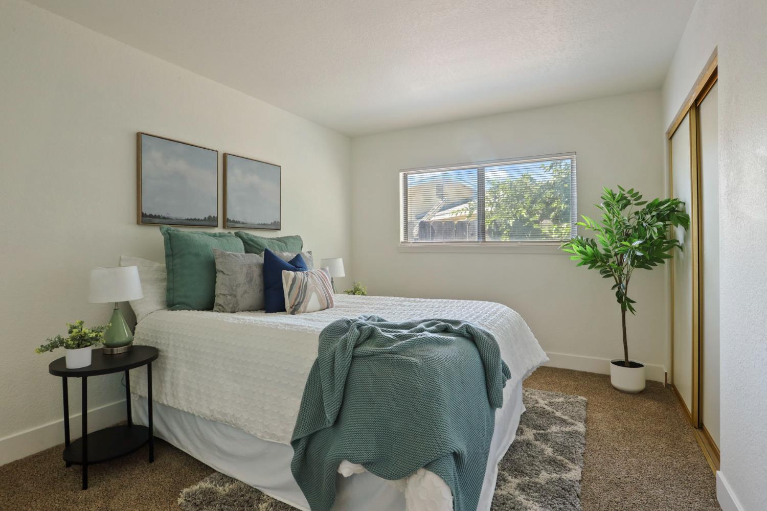 Detail Gallery Image 19 of 32 For 998 Pfister Pl, Manteca,  CA 95336 - 3 Beds | 2 Baths