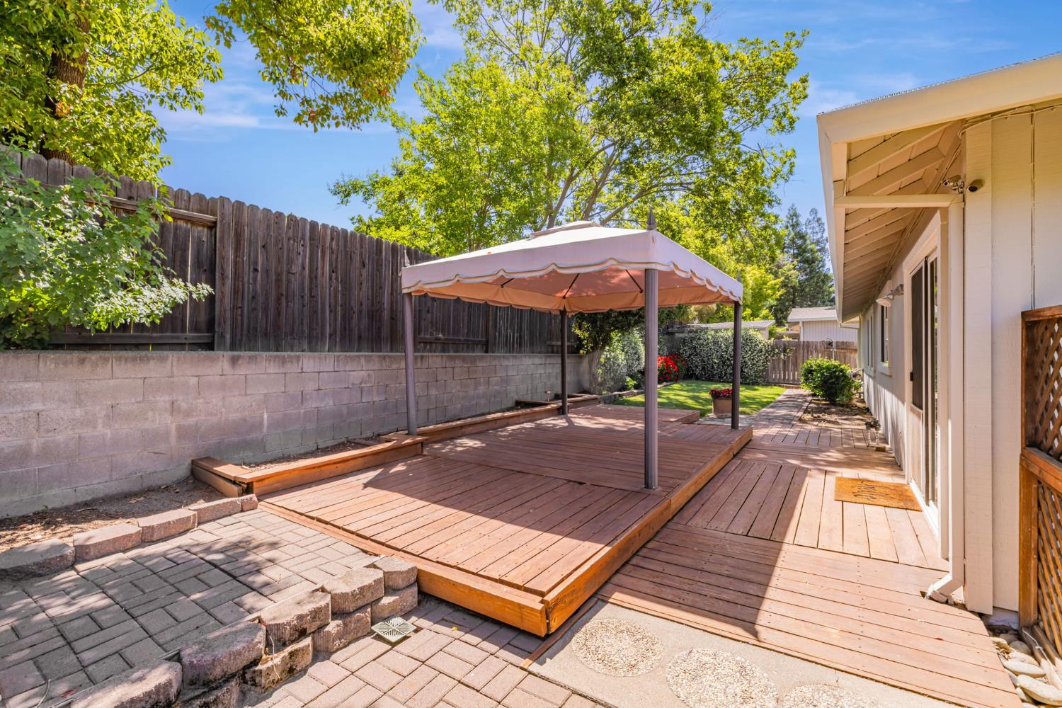 Detail Gallery Image 33 of 37 For 6818 Flaming Arrow Dr, Citrus Heights,  CA 95621 - 3 Beds | 2 Baths