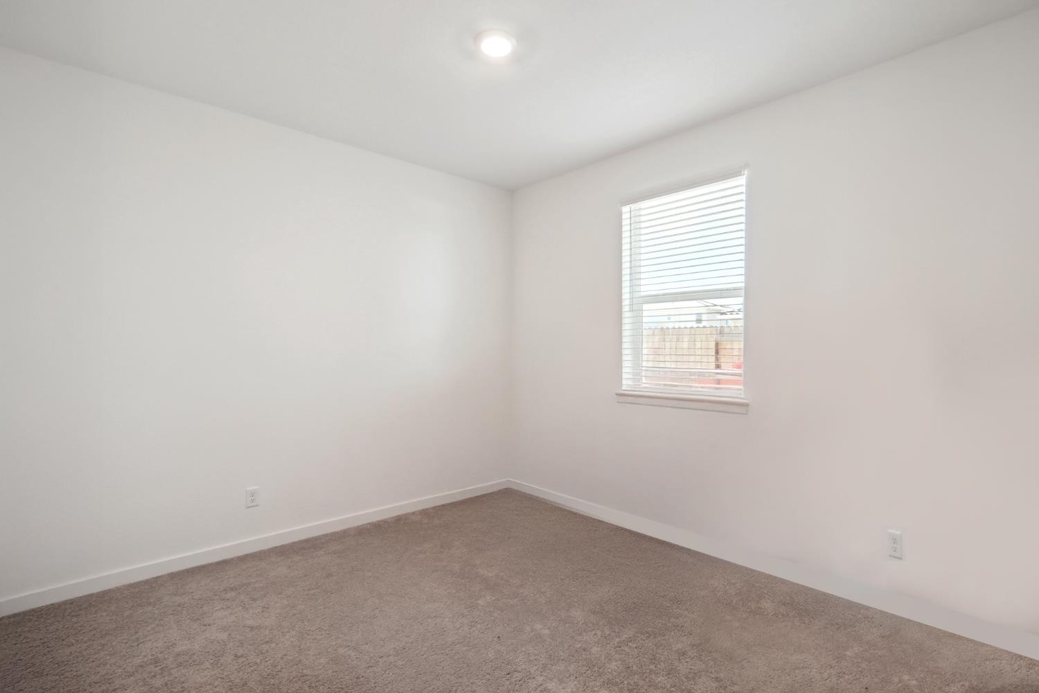 Detail Gallery Image 28 of 37 For 8628 Lakha Cir, Sacramento,  CA 95828 - 4 Beds | 2 Baths