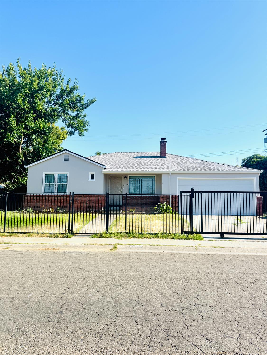 Detail Gallery Image 2 of 21 For 4424 Lantana Ave, Sacramento,  CA 95824 - 2 Beds | 1/1 Baths