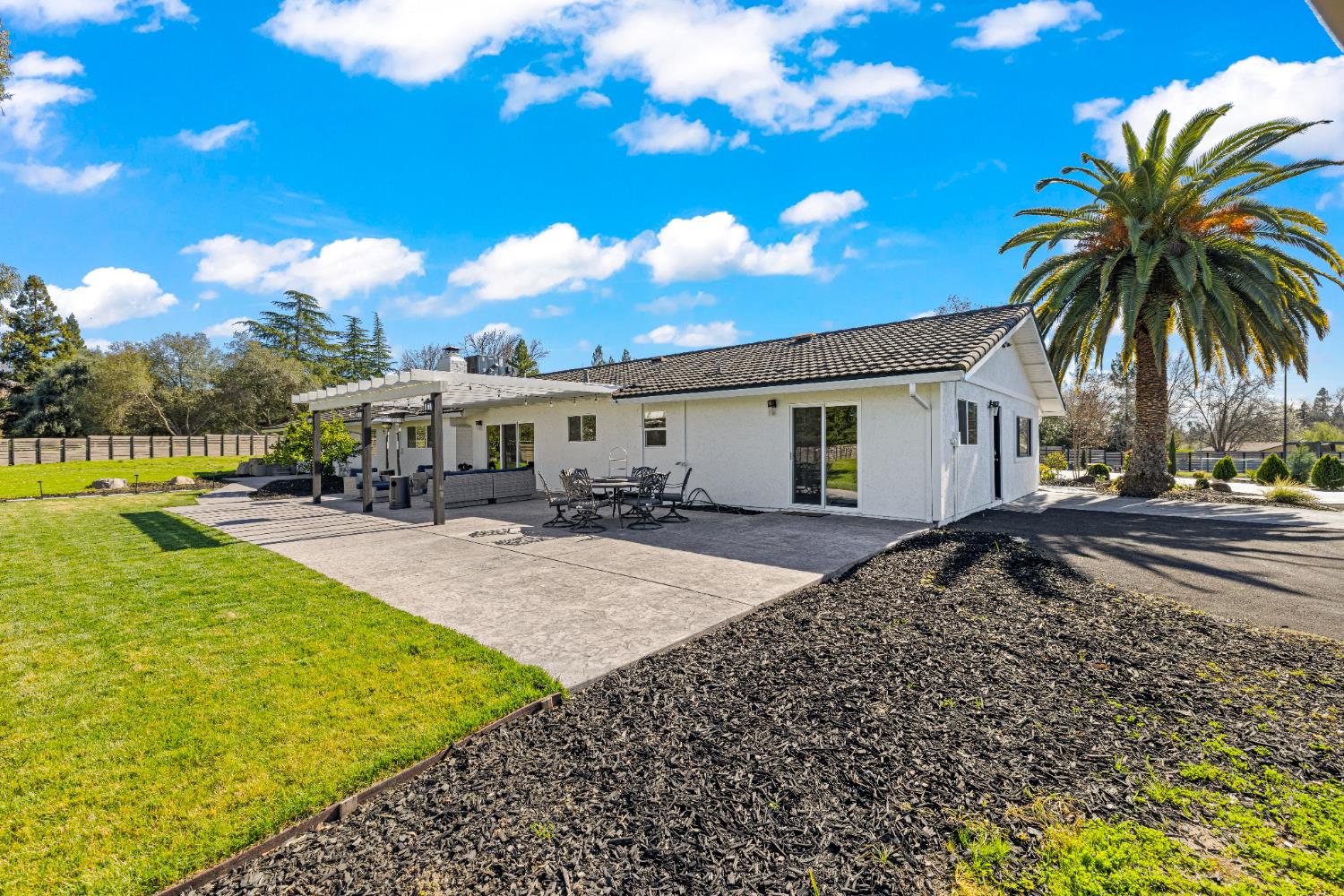 Detail Gallery Image 82 of 94 For 6615 Arabian Cir, Granite Bay,  CA 95746 - 5 Beds | 3 Baths