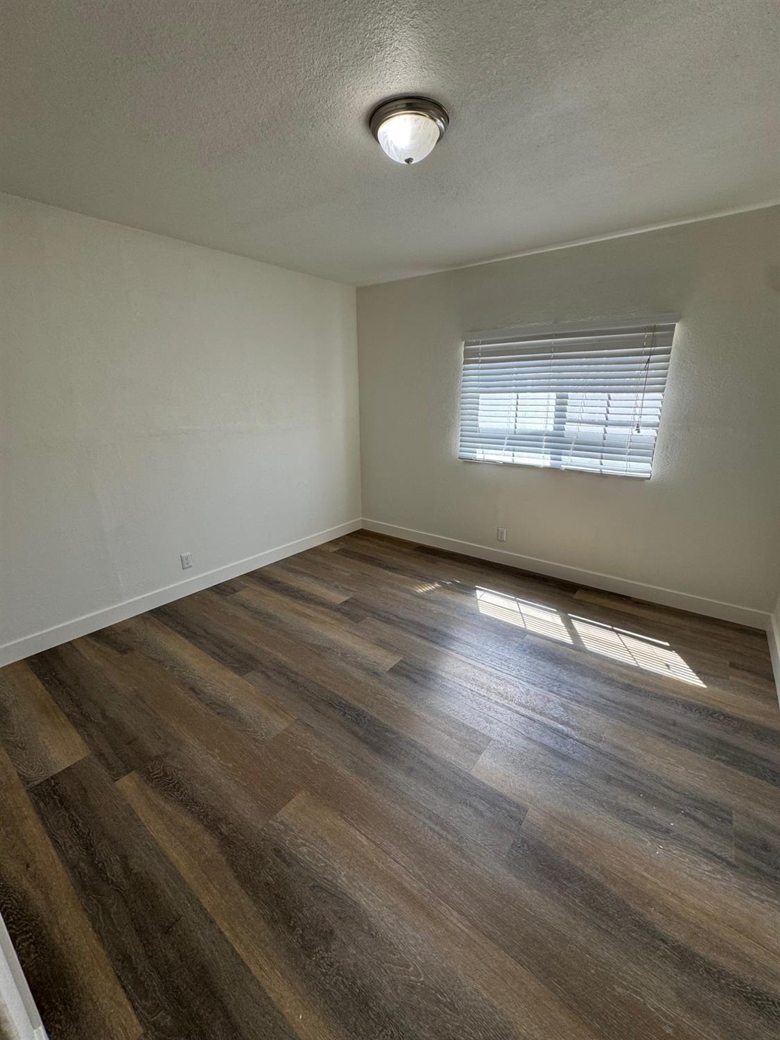 Detail Gallery Image 13 of 20 For 4141 12th Ave, Sacramento,  CA 95817 - – Beds | – Baths