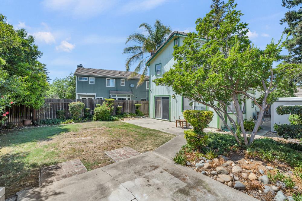 Detail Gallery Image 38 of 46 For 9004 Beryl Creek Way, Elk Grove,  CA 95758 - 3 Beds | 2/1 Baths