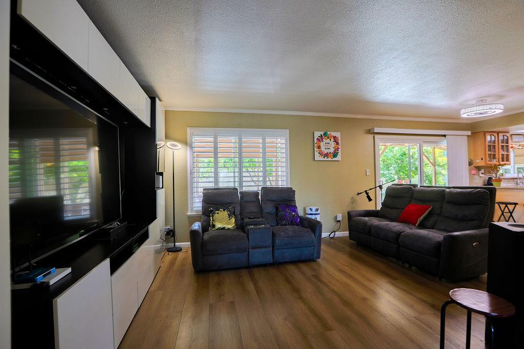 Delores Drive, Union City, California image 4