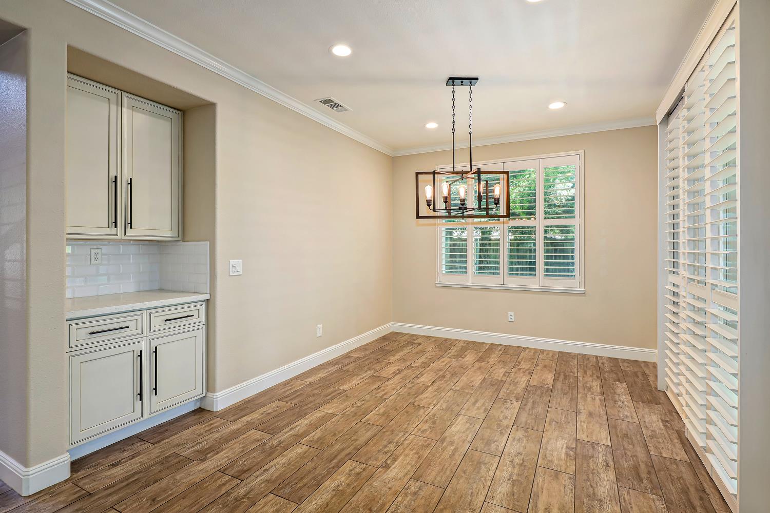 Detail Gallery Image 59 of 80 For 5806 Lagrande Way, Stockton,  CA 95219 - 4 Beds | 3 Baths