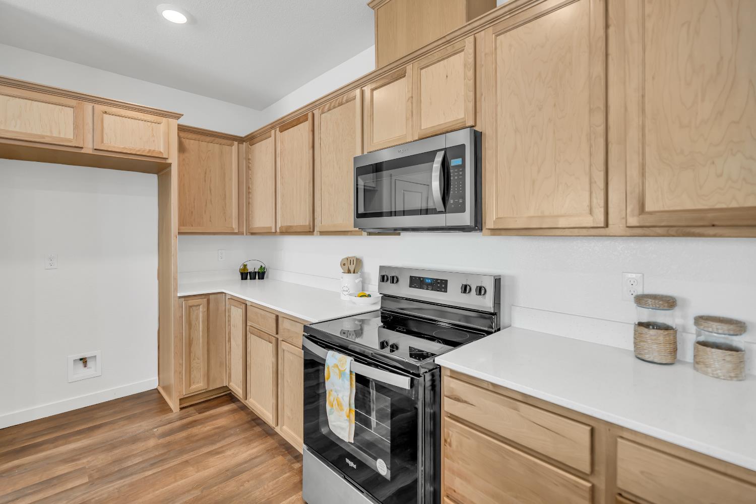 Detail Gallery Image 25 of 38 For 10109 Zane Way, Elk Grove,  CA 95757 - 3 Beds | 2 Baths