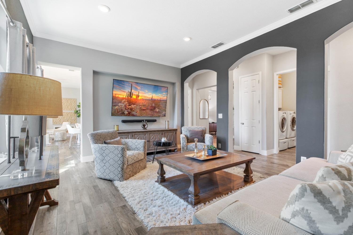 Detail Gallery Image 9 of 43 For 9238 Cape May Ct, Elk Grove,  CA 95758 - 4 Beds | 2 Baths
