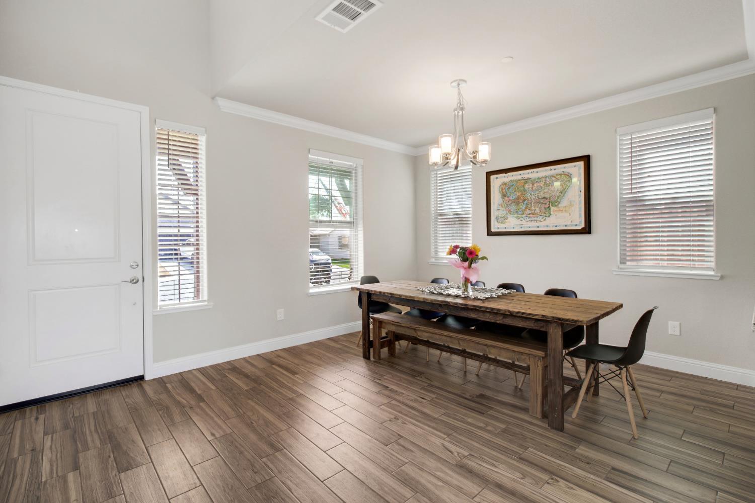 Detail Gallery Image 5 of 44 For 524 Lupine Dr, Ione,  CA 95640 - 4 Beds | 2/1 Baths