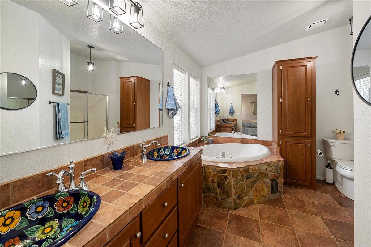 Detail Gallery Image 24 of 70 For 9131 Country Rd, Georgetown,  CA 95634 - 3 Beds | 2 Baths