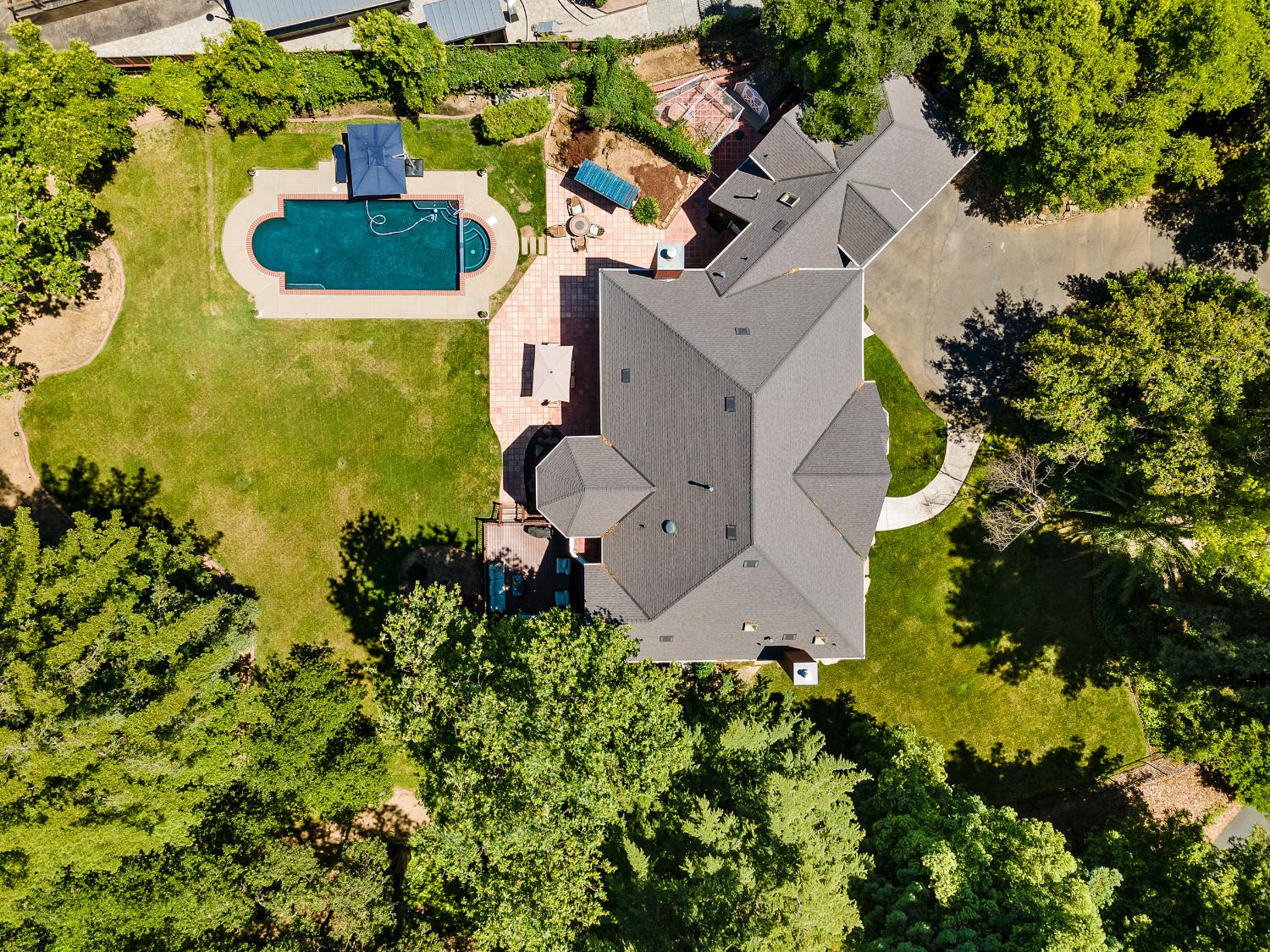 Detail Gallery Image 75 of 85 For 6809 Stanley Ave, Carmichael,  CA 95608 - 5 Beds | 4 Baths