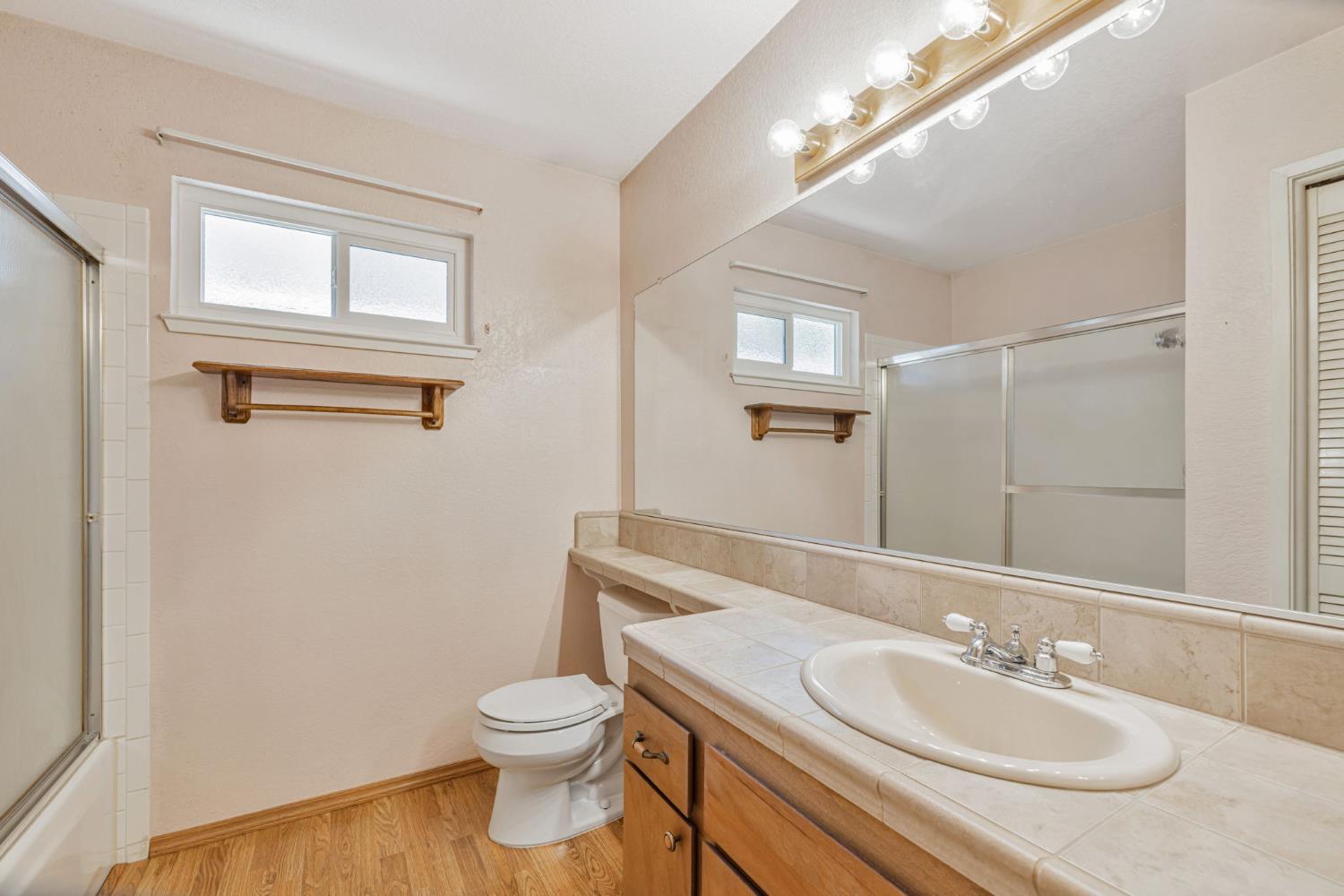 Detail Gallery Image 27 of 37 For 6818 Flaming Arrow Dr, Citrus Heights,  CA 95621 - 3 Beds | 2 Baths