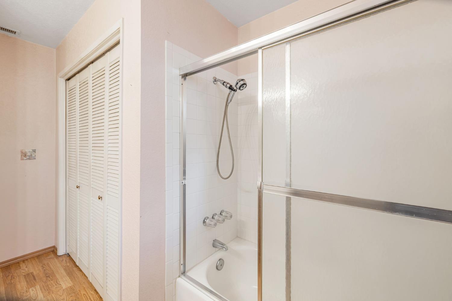 Detail Gallery Image 28 of 37 For 6818 Flaming Arrow Dr, Citrus Heights,  CA 95621 - 3 Beds | 2 Baths