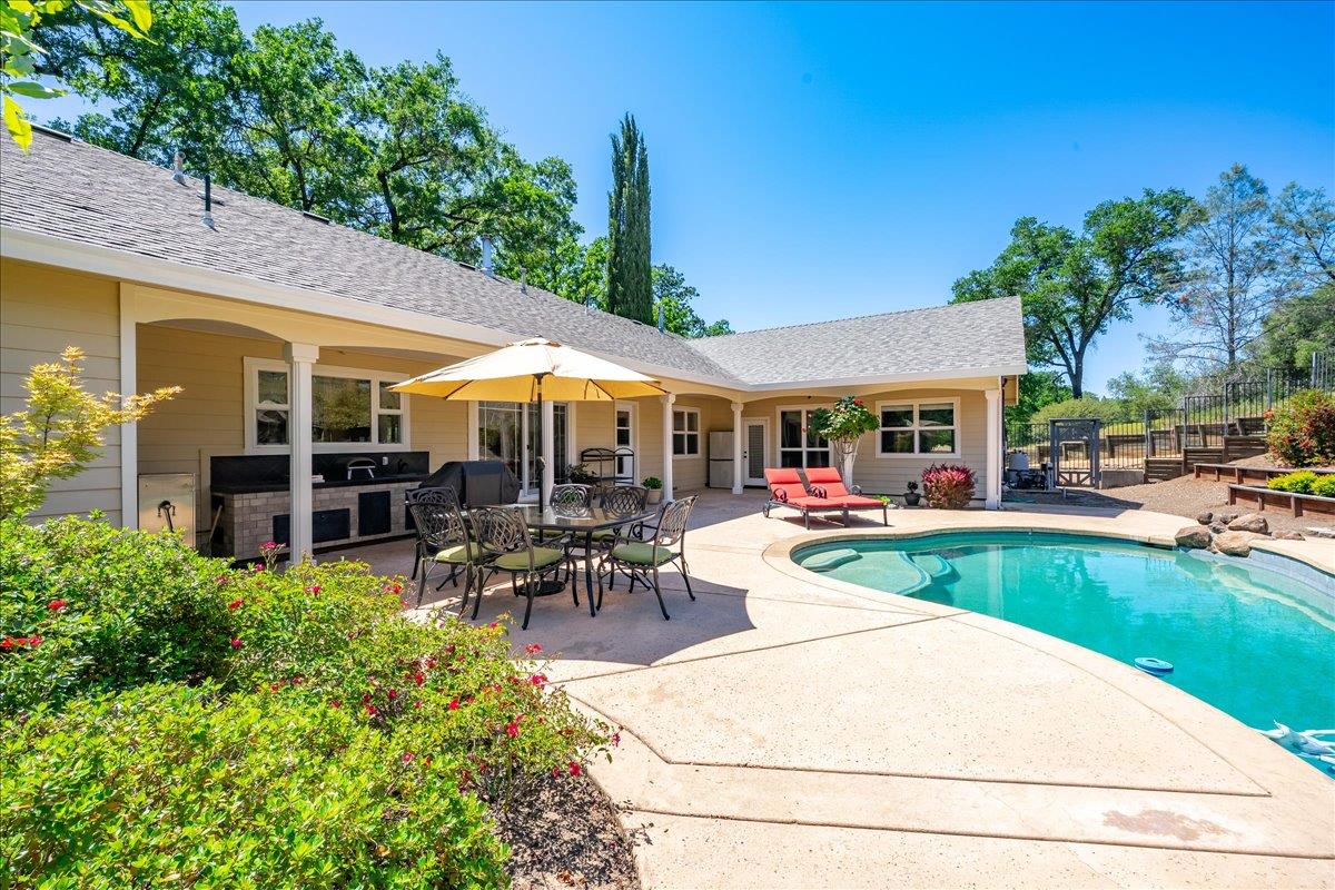 Detail Gallery Image 37 of 69 For 2951 N Shingle Rd, Shingle Springs,  CA 95682 - 3 Beds | 3 Baths