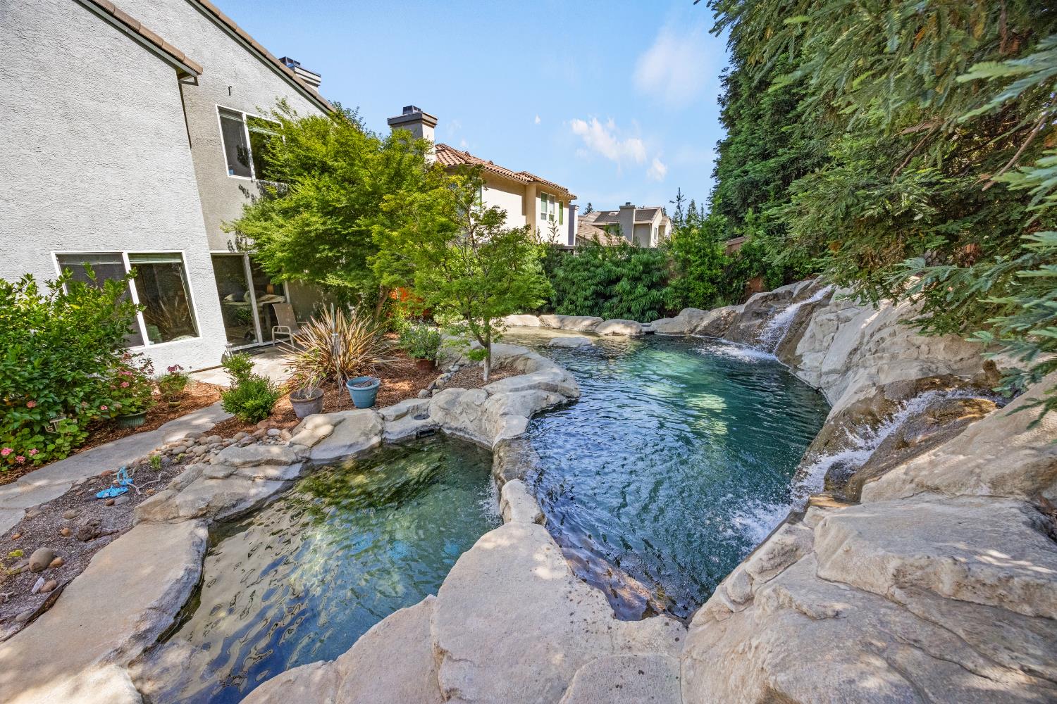 Detail Gallery Image 21 of 72 For 6733 Cherry Ridge Cir, Roseville,  CA 95678 - 4 Beds | 3 Baths