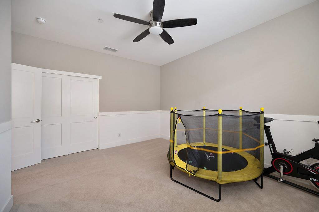 Detail Gallery Image 33 of 52 For 4432 Juneberry Dr, Sacramento,  CA 95834 - 3 Beds | 2/1 Baths