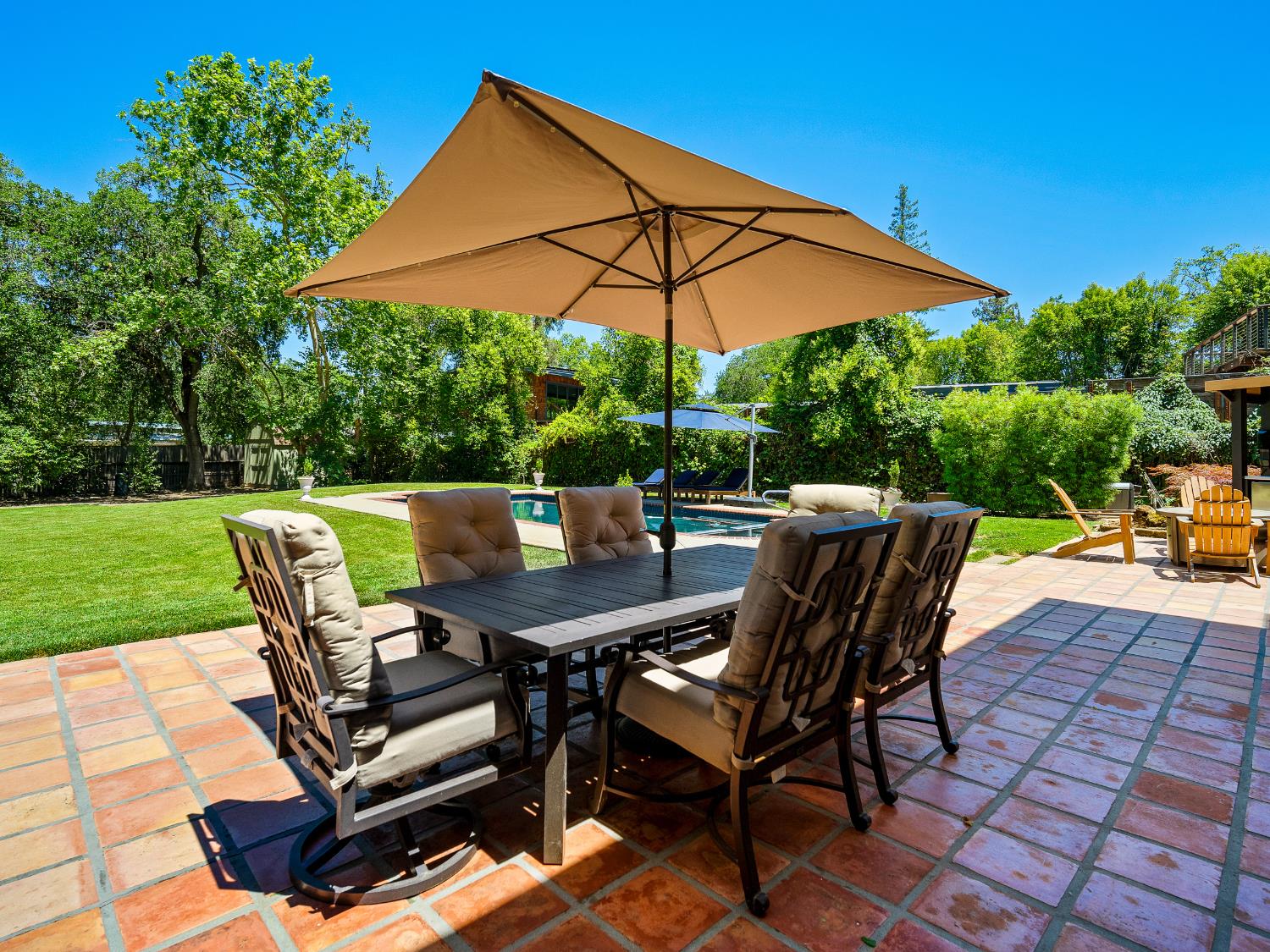 Detail Gallery Image 62 of 85 For 6809 Stanley Ave, Carmichael,  CA 95608 - 5 Beds | 4 Baths