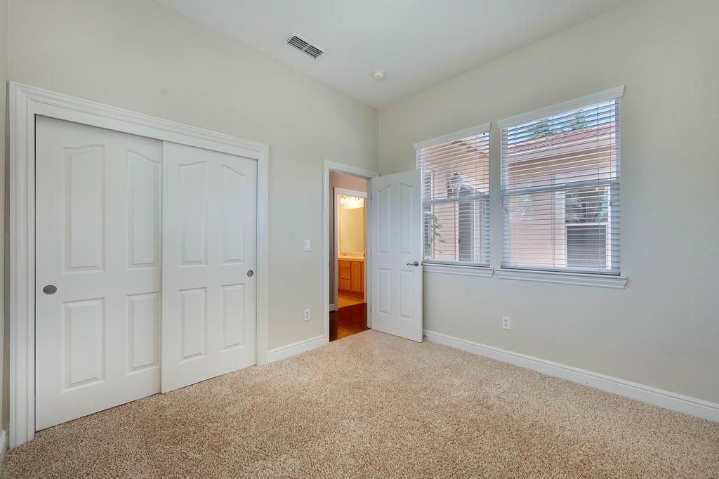 Detail Gallery Image 60 of 87 For 5729 Northborough Dr, Sacramento,  CA 95835 - 4 Beds | 3/1 Baths