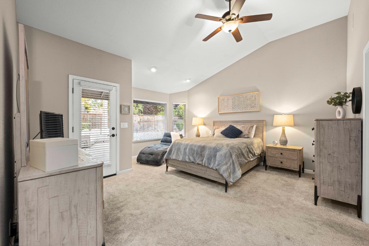 Detail Gallery Image 24 of 38 For 1470 Aberdeen Cir, Granite Bay,  CA 95746 - 4 Beds | 2 Baths