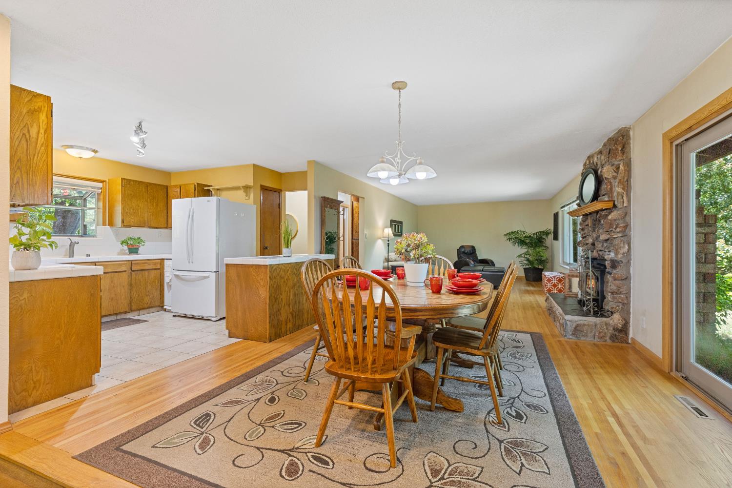 Detail Gallery Image 34 of 59 For 7705 Horseshoe Bar Rd, Loomis,  CA 95650 - 3 Beds | 2 Baths