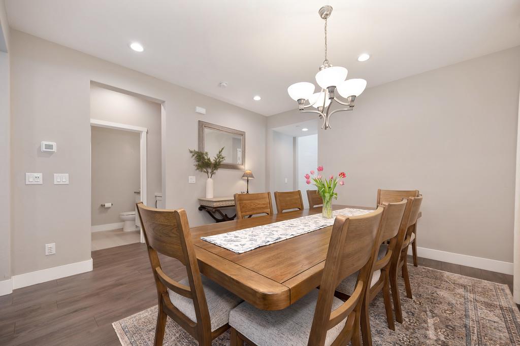 Detail Gallery Image 10 of 52 For 4432 Juneberry Dr, Sacramento,  CA 95834 - 3 Beds | 2/1 Baths
