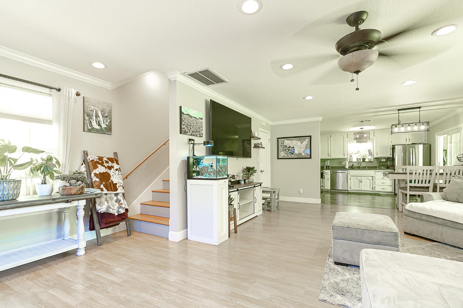 Detail Gallery Image 7 of 27 For 7579 Jade Ln, Hilmar,  CA 95324 - 3 Beds | 2/1 Baths