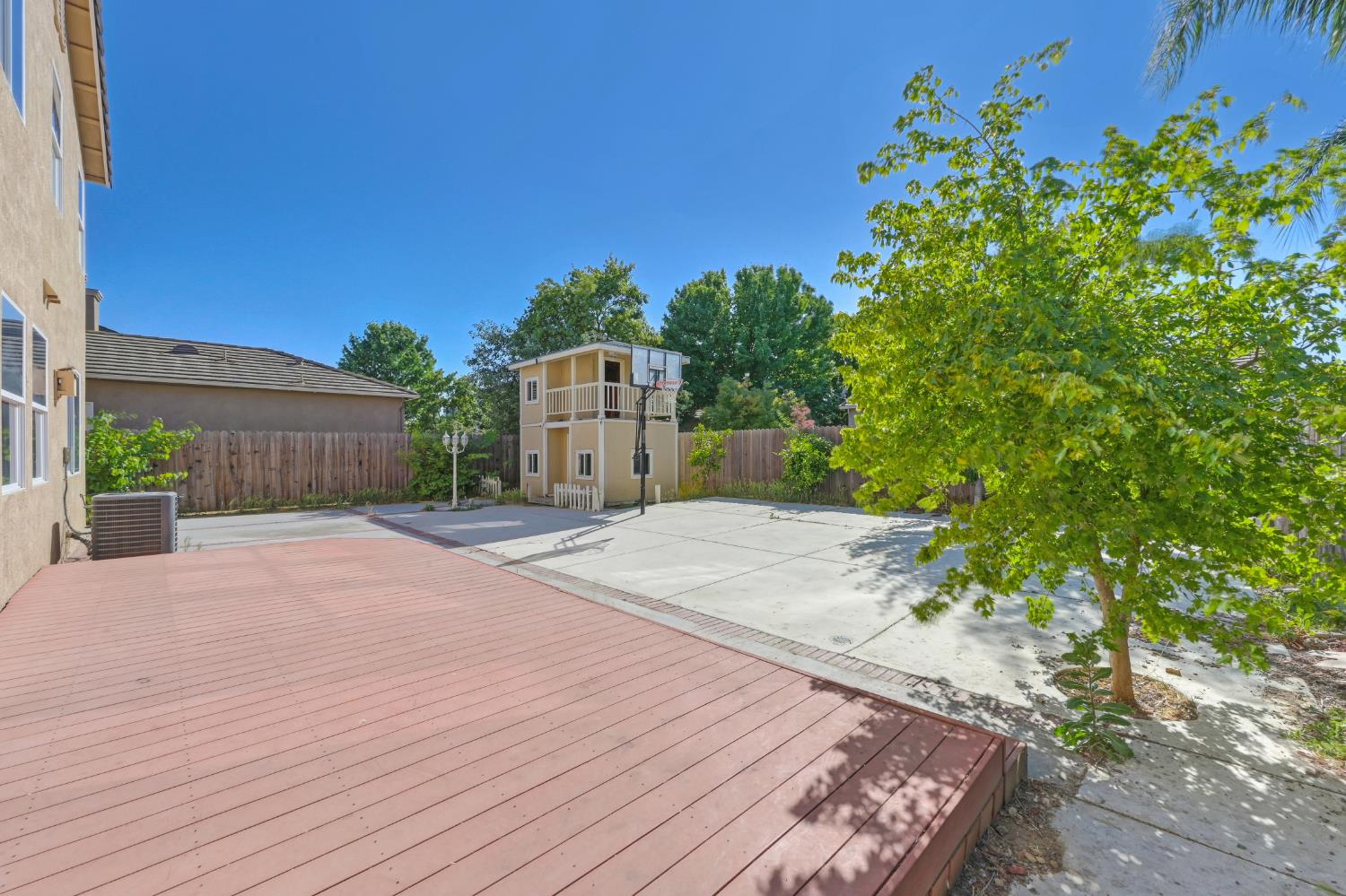 Detail Gallery Image 39 of 42 For 10112 Nebbiolo Ct, Elk Grove,  CA 95624 - 4 Beds | 3 Baths