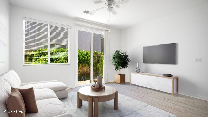 Detail Gallery Image 5 of 30 For 3241 Tice Creek Way, Sacramento,  CA 95833 - 2 Beds | 2/1 Baths