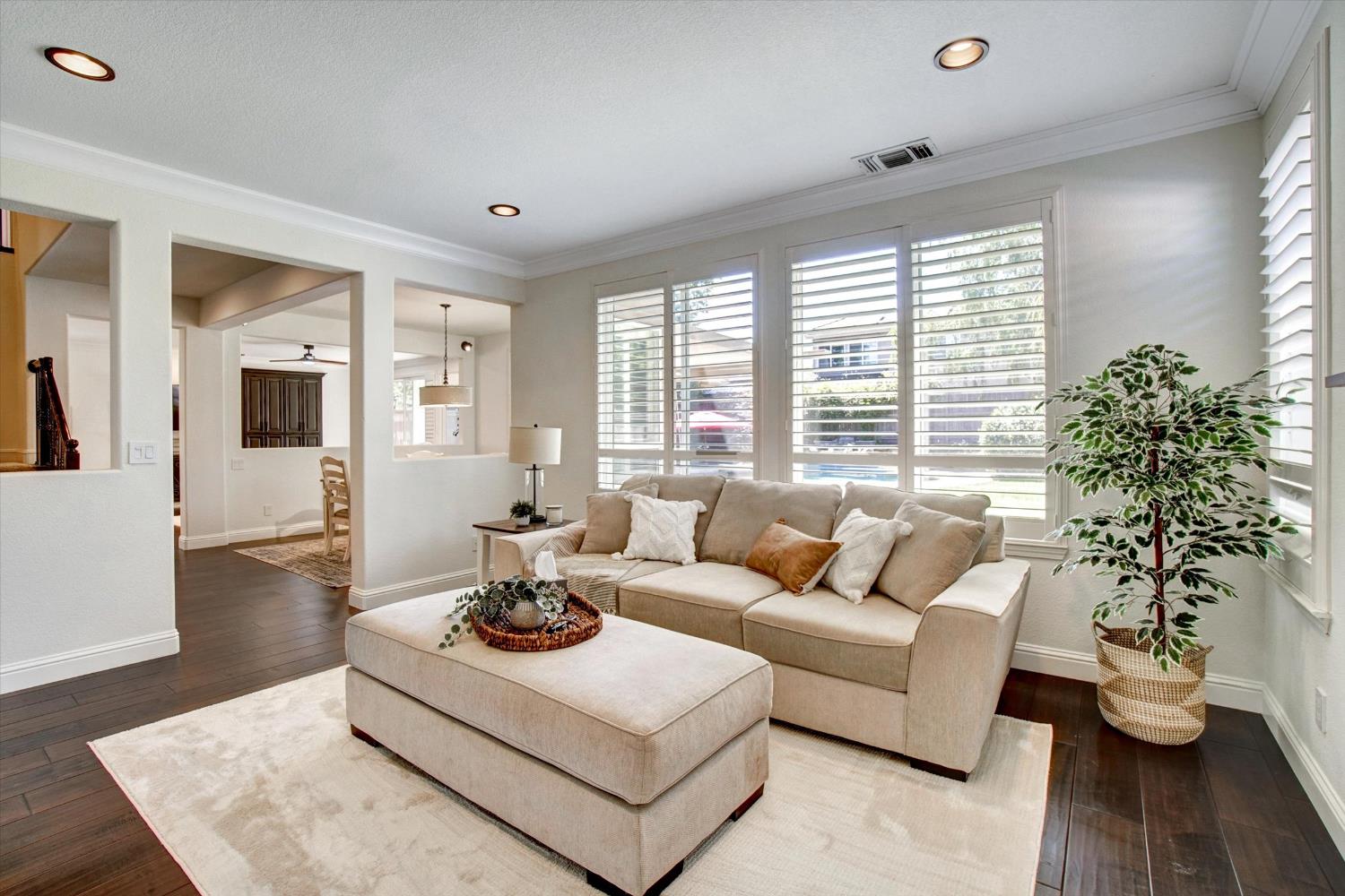 Langholm Way, Folsom, California image 9