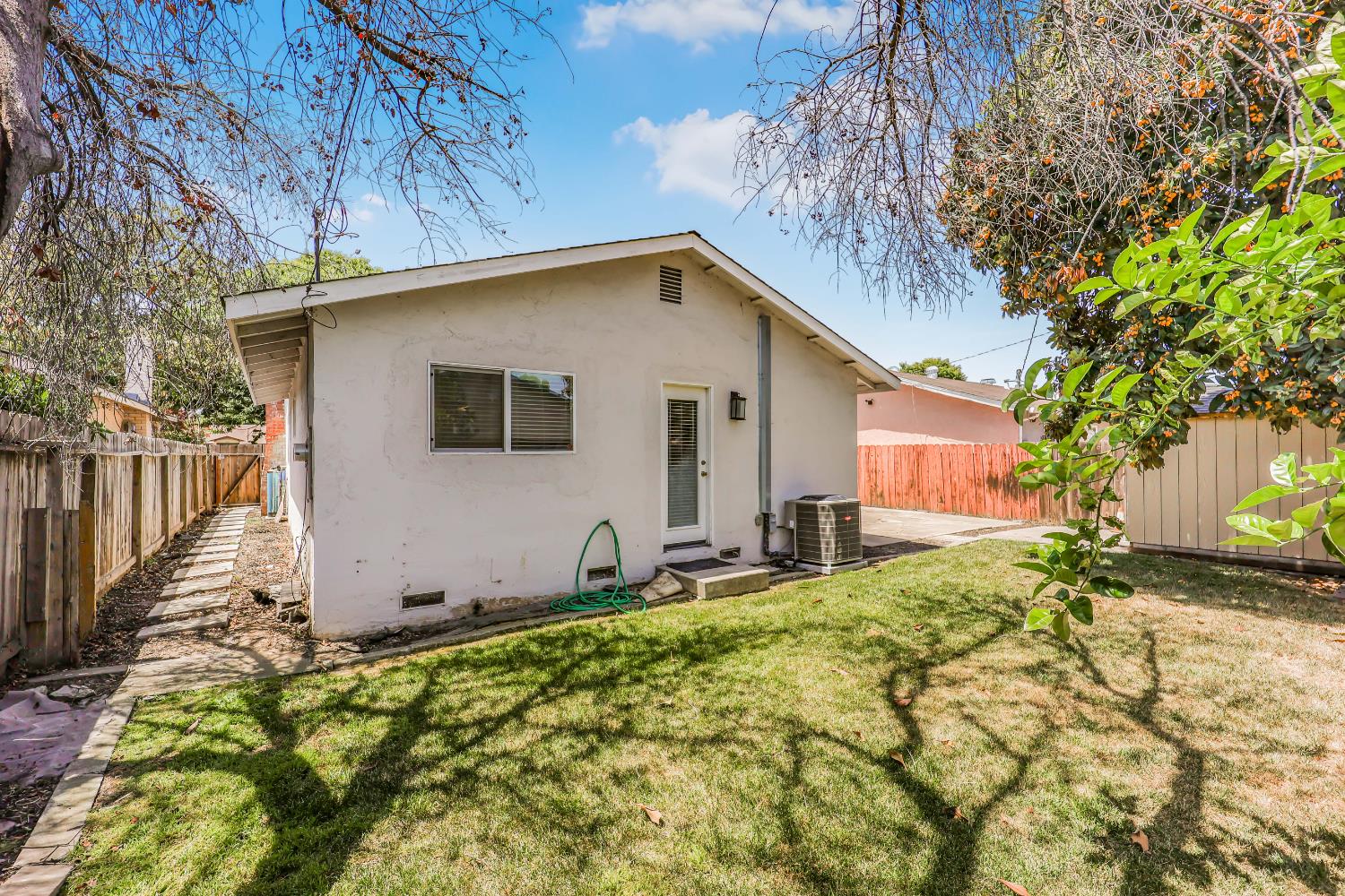 Detail Gallery Image 24 of 33 For 3498 Pitcairn Way, San Jose,  CA 95111 - 3 Beds | 2 Baths