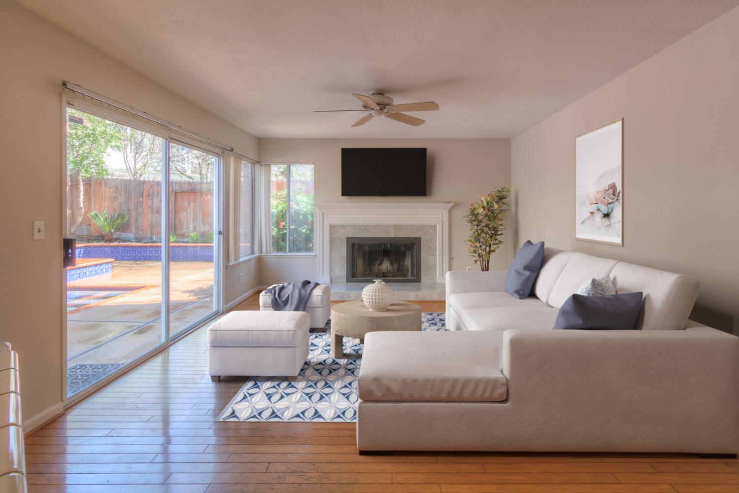 Detail Gallery Image 15 of 52 For 3047 Strand Rd, Rocklin,  CA 95765 - 4 Beds | 2/1 Baths