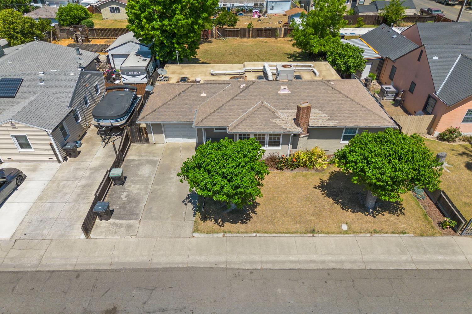 Detail Gallery Image 2 of 50 For 1715 S Tuxedo Ave, Stockton,  CA 95204 - 3 Beds | 2 Baths