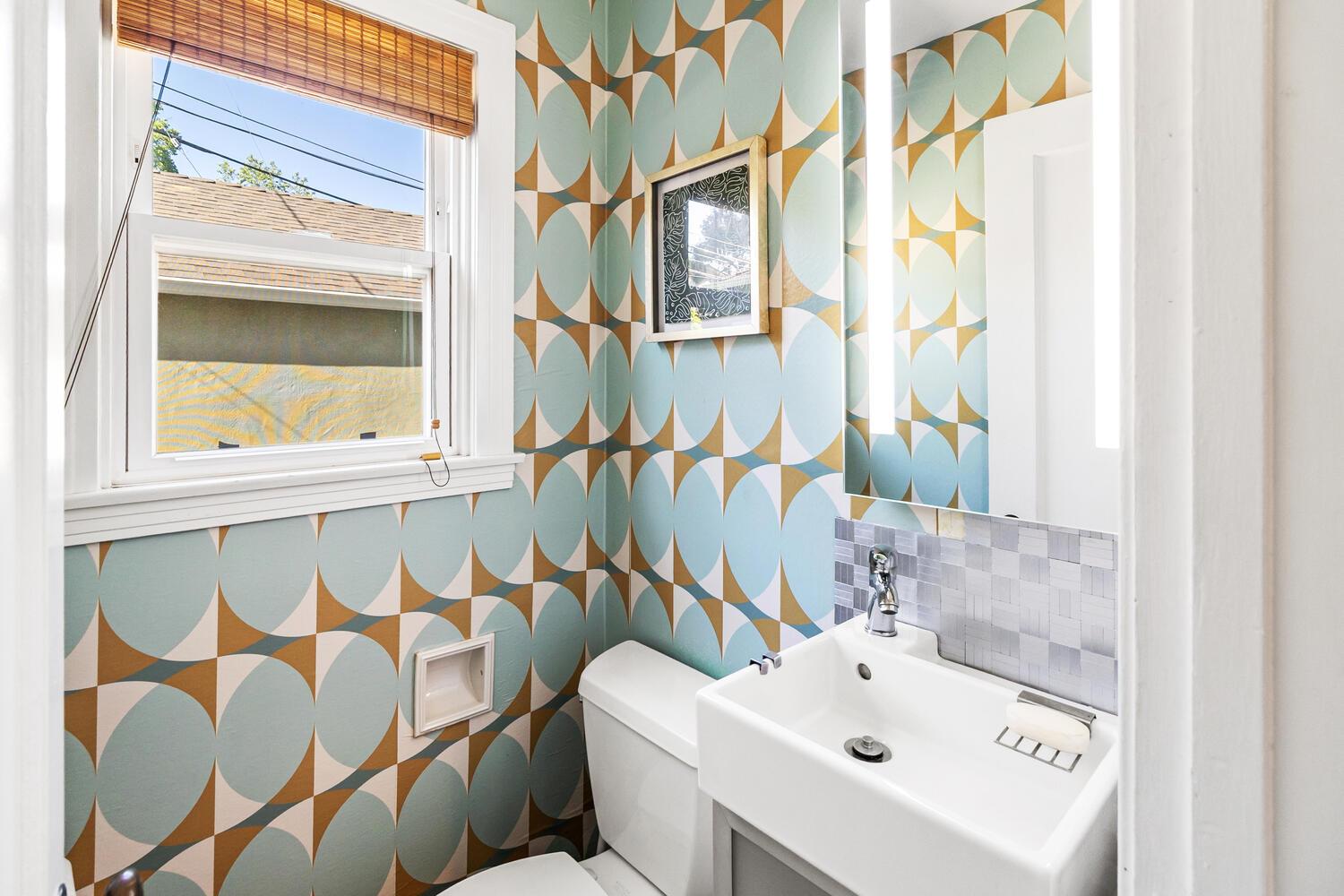 Detail Gallery Image 24 of 42 For 1621 Vallejo Way, Sacramento,  CA 95818 - 3 Beds | 2/1 Baths