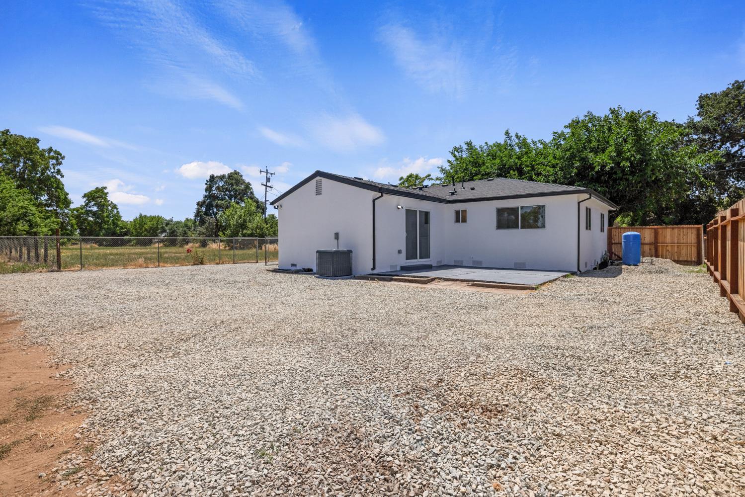 Detail Gallery Image 34 of 49 For 2048 Nord Ave, Stockton,  CA 95215 - 3 Beds | 2 Baths