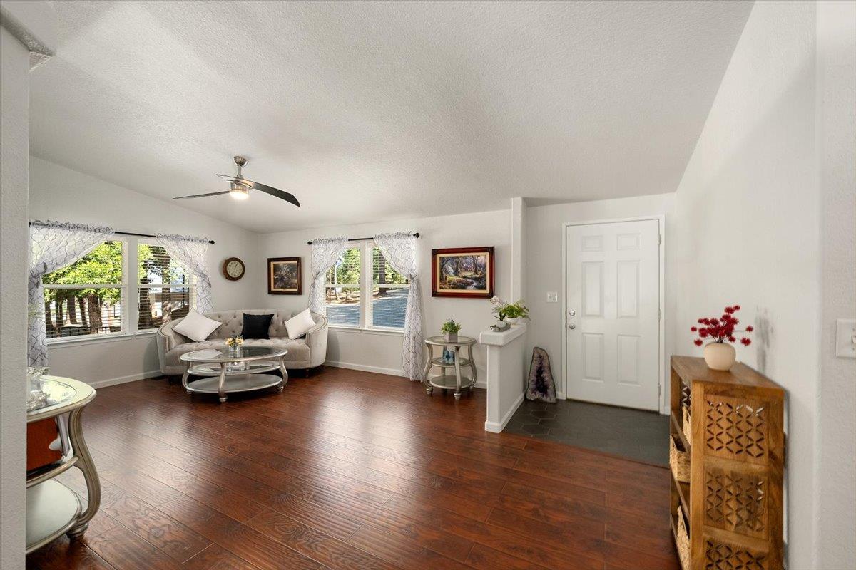Detail Gallery Image 6 of 70 For 9131 Country Rd, Georgetown,  CA 95634 - 3 Beds | 2 Baths