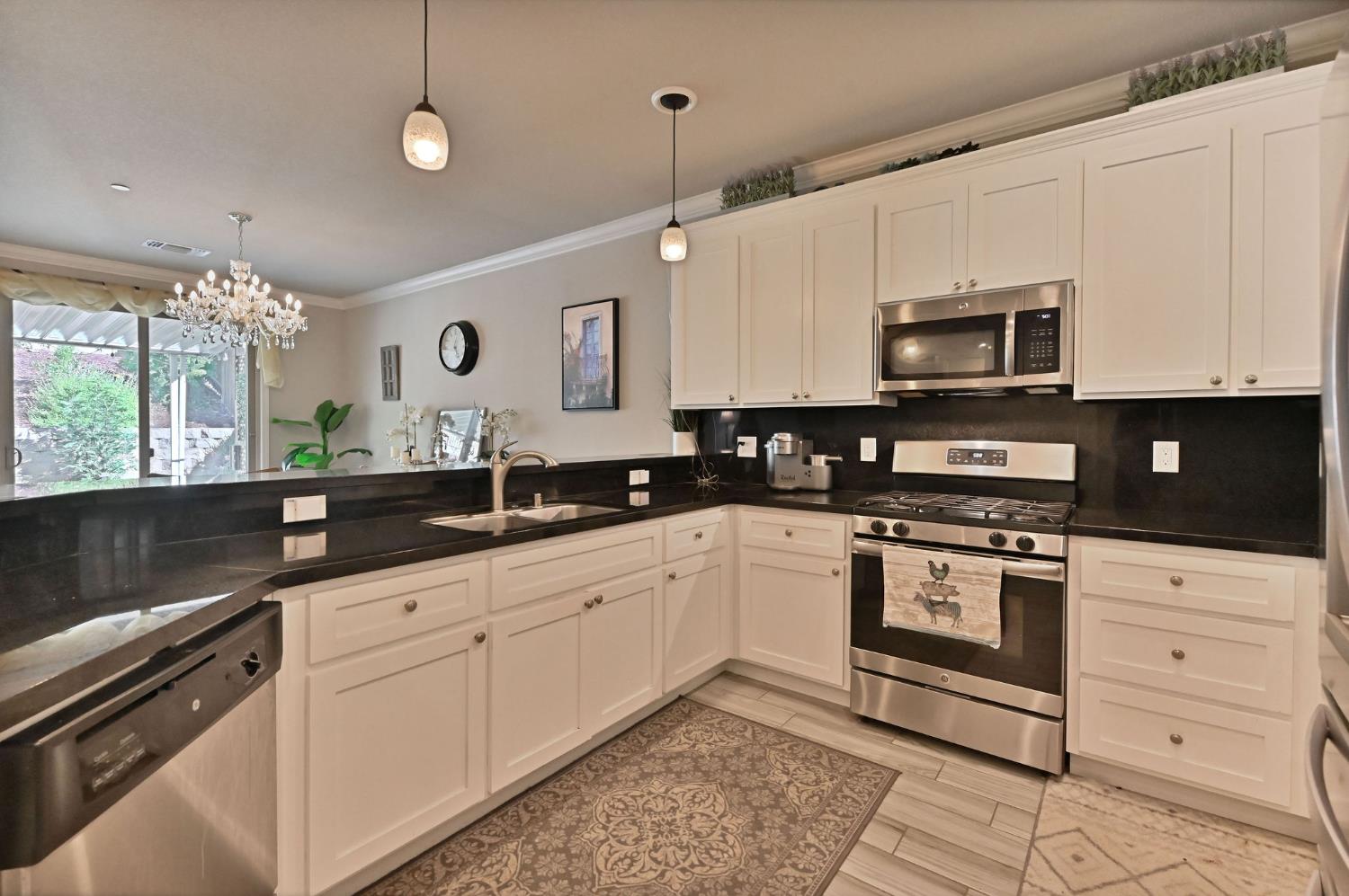 Detail Gallery Image 11 of 53 For 716 Clover Dr, Ione,  CA 95640 - 3 Beds | 2 Baths