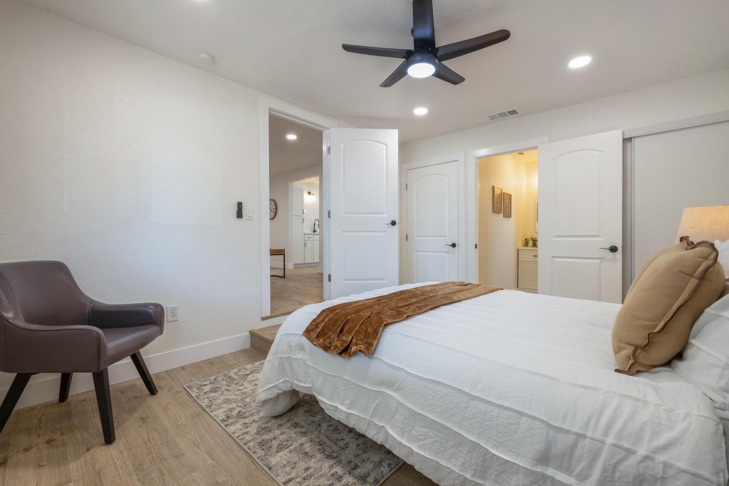 Detail Gallery Image 11 of 49 For 2048 Nord Ave, Stockton,  CA 95215 - 3 Beds | 2 Baths