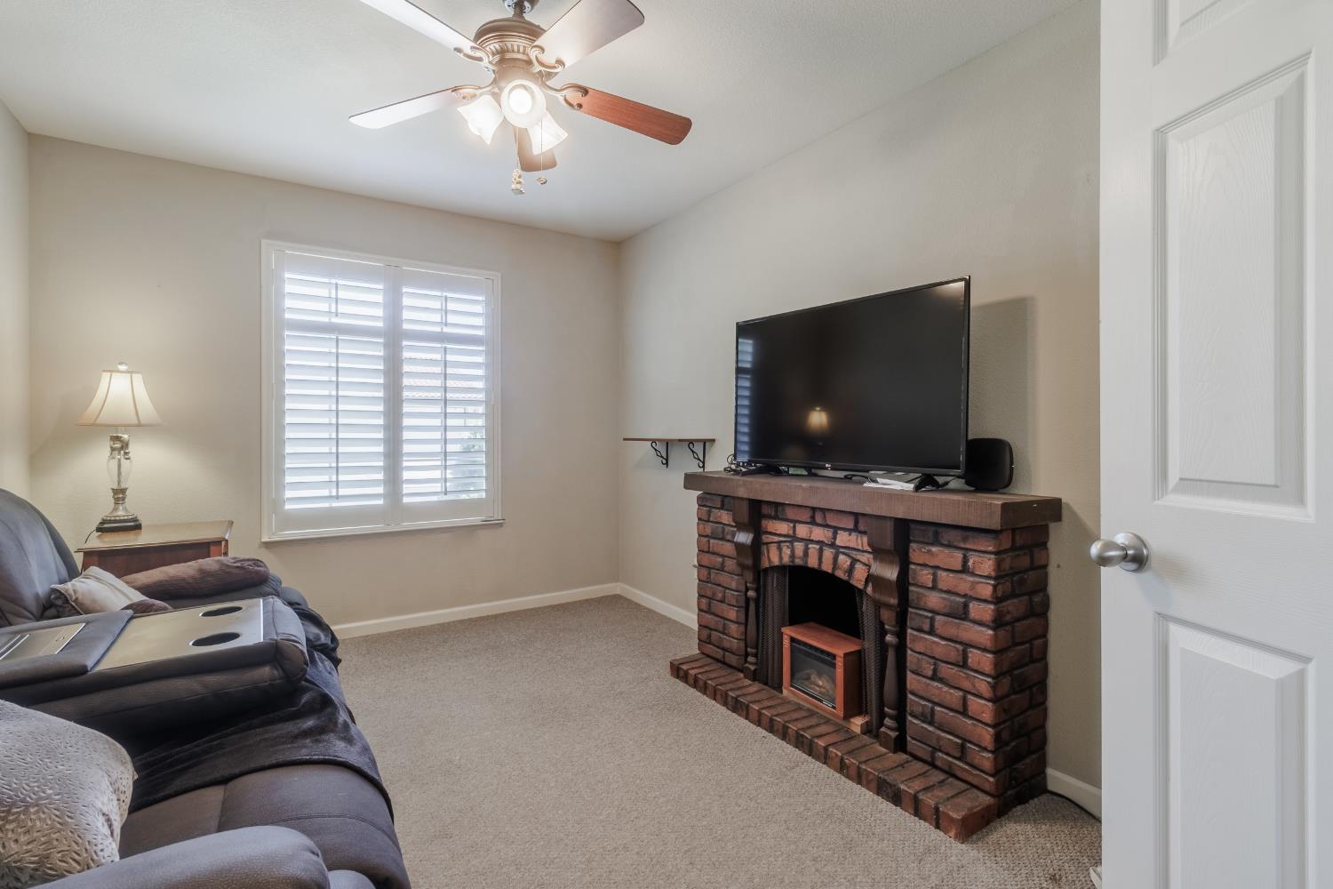 Detail Gallery Image 9 of 28 For 1474 Antioch Ct, Merced,  CA 95348 - 3 Beds | 2 Baths