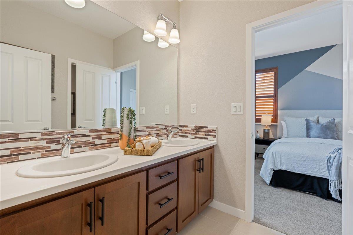 Detail Gallery Image 40 of 54 For 1032 Oakbriar Cir, Roseville,  CA 95747 - 4 Beds | 3 Baths