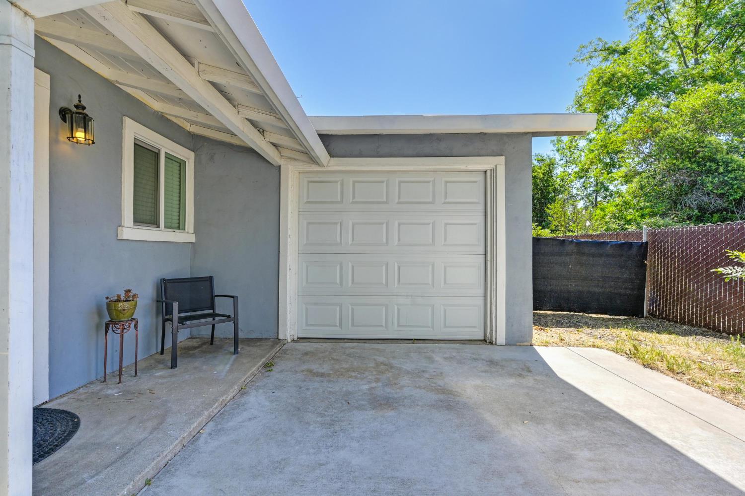 Detail Gallery Image 6 of 39 For 5732 Dewey Drive, Fair Oaks,  CA 95628 - 3 Beds | 1 Baths