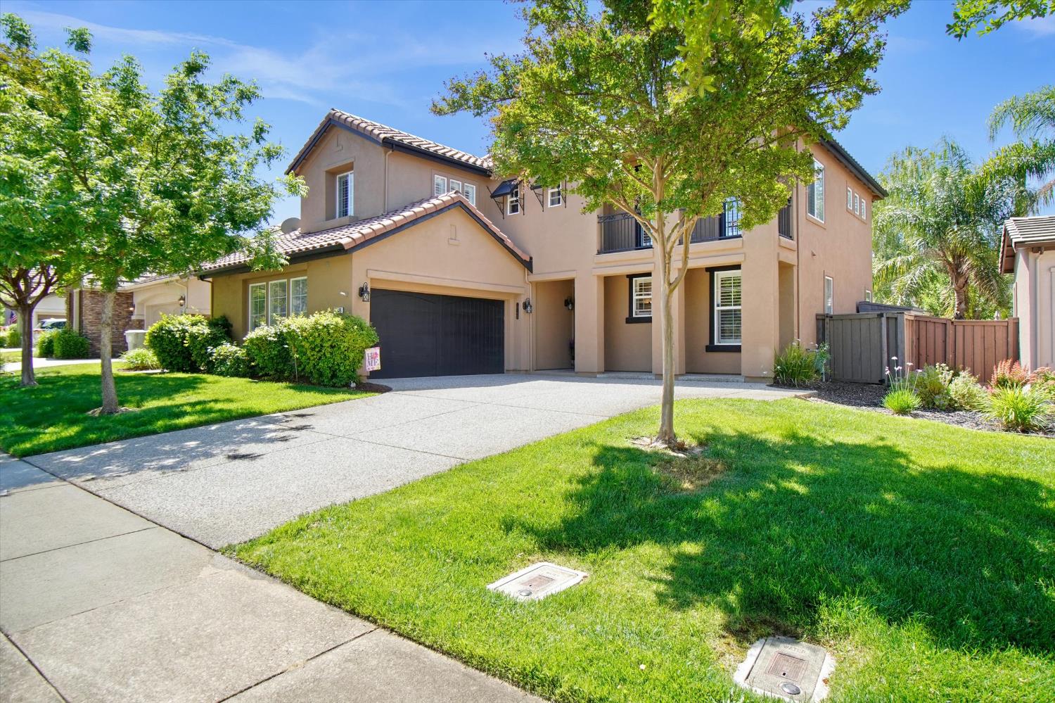 Langholm Way, Folsom, California image 3